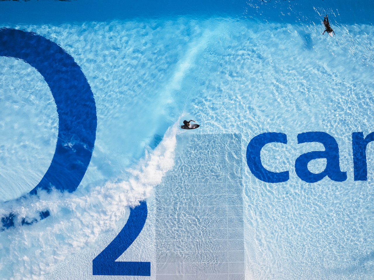 Dank des geschlossenen Wasserkreislaufs bleibt der Wasserstand im Becken in etwa immer gleich.