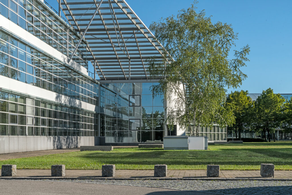 Ausbildungsplätze in Hallbergmoos: Der Standort mit über 1.600 Betrieben ist eine hervorragende Startrampe für die Karriere.